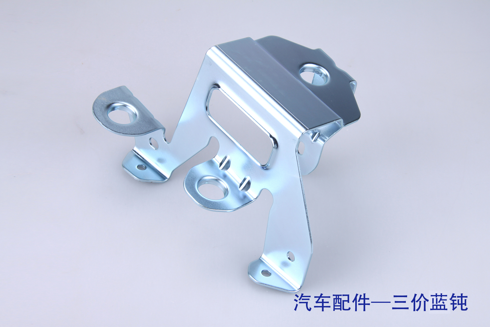 ���۸���ɫ�ۻ���32L